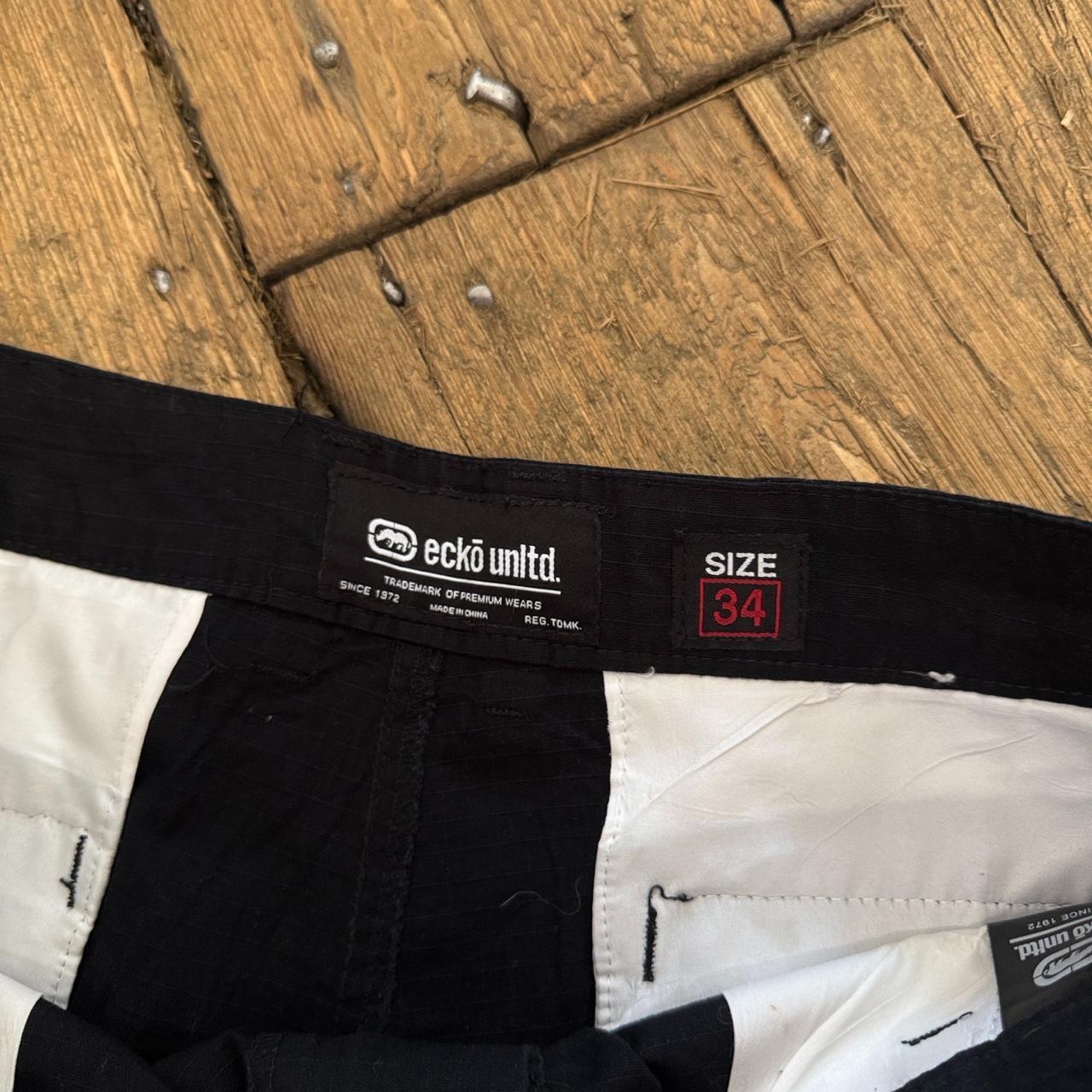 Ecko Unltd Black Cargo Shorts W34