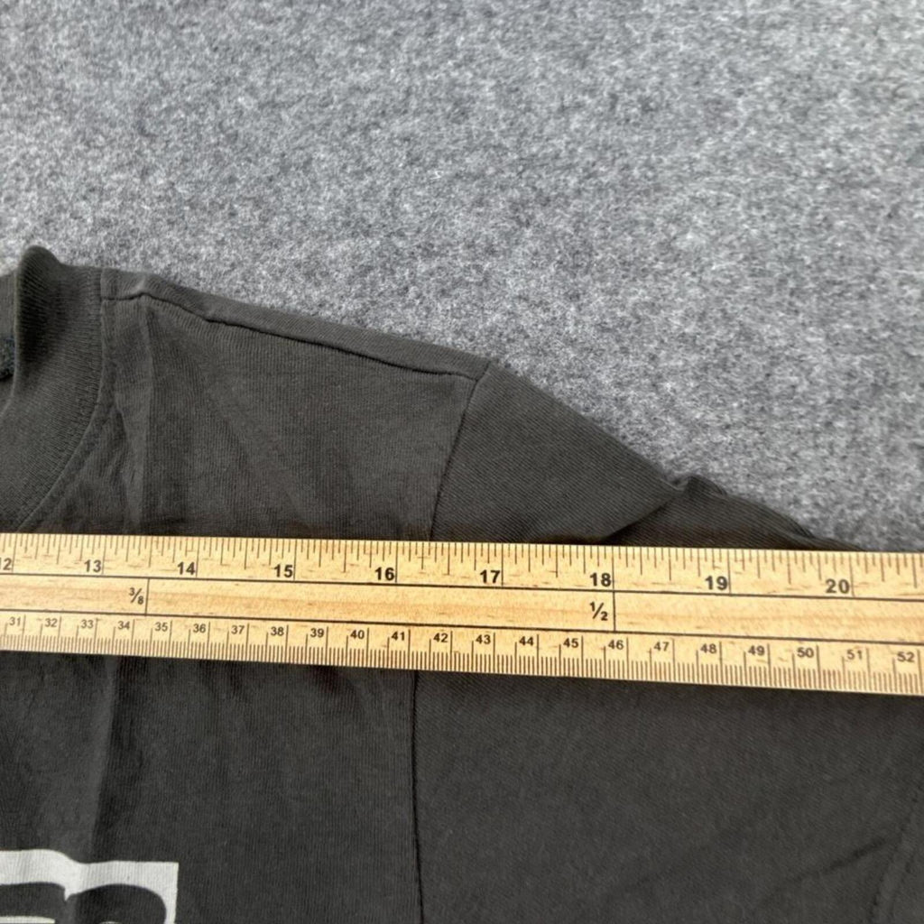 Ramones tee in grey