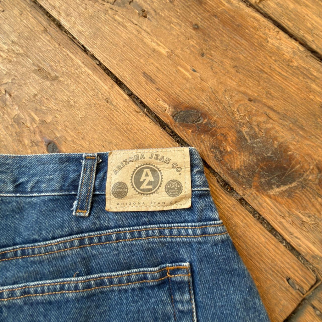 Arizona Medium Wash Denim Shorts W38