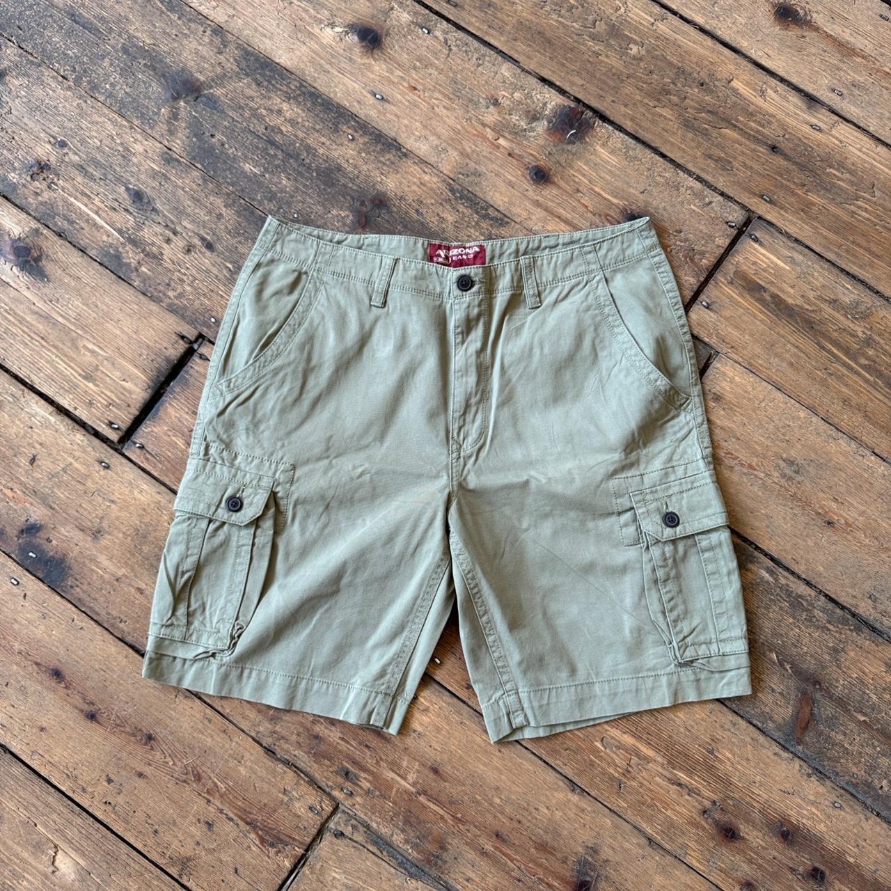 Arizona Classic Fit Cargo Shorts in Light Green W36