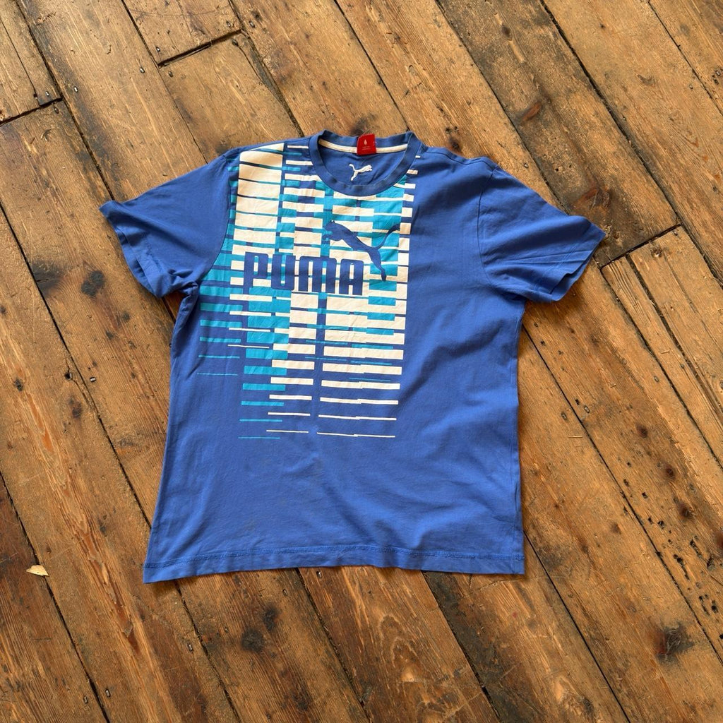 Puma Graphic T-Shirt in Blue Size XL