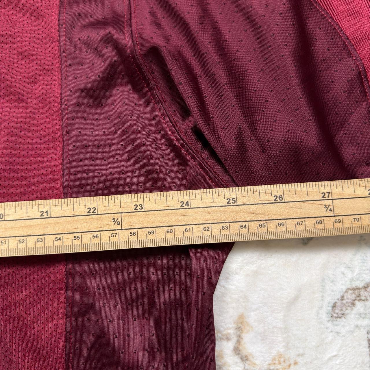 Nike Fit Dry Cropped Jersey in Burgundy Size XL