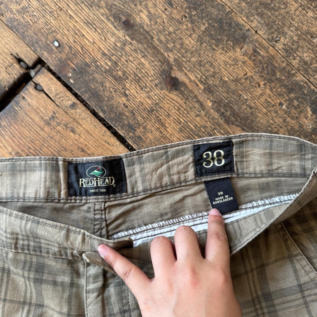 Redhead Khaki and Green Plaid Cargo Shorts W38