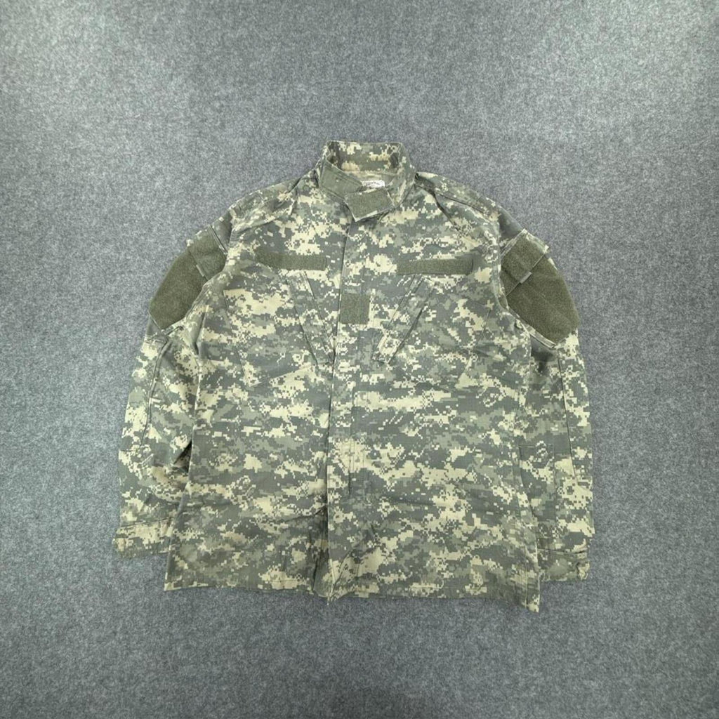 Khaki and green camo military shirt #camouflage