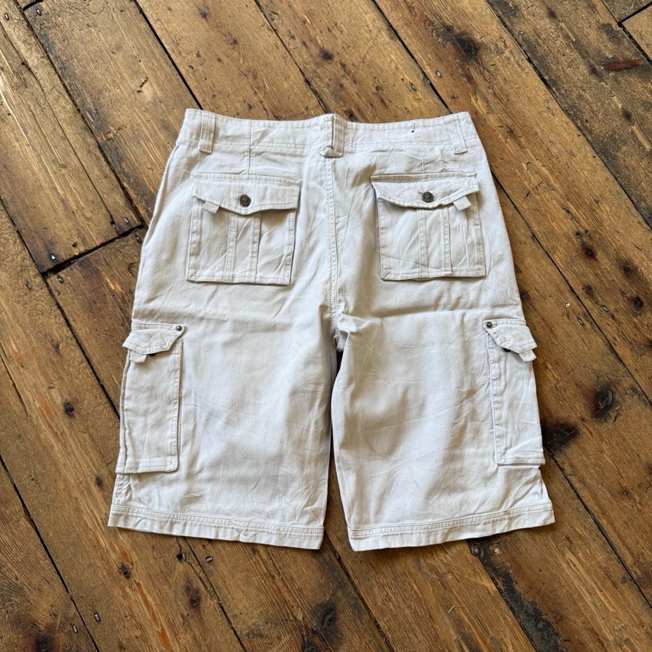 XIOS Vintage 90s Styke Cargo Shorts in Cream W38