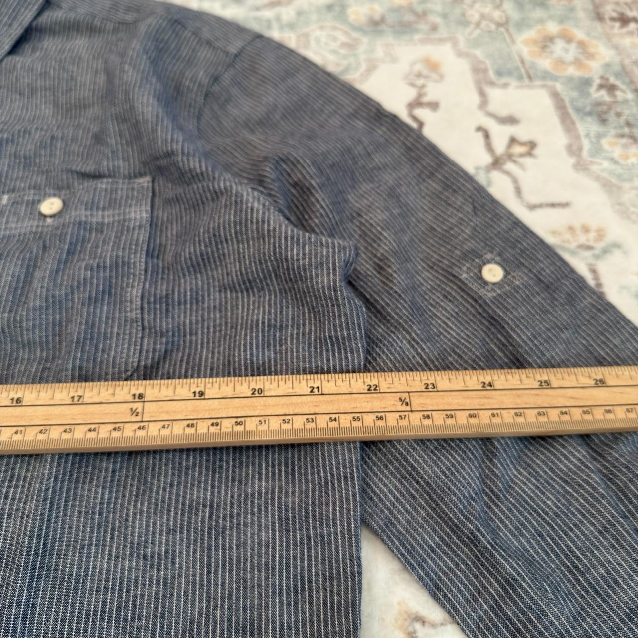 Levi’s Blue and White Striped Button-up Long-sleeved Shirt Size L