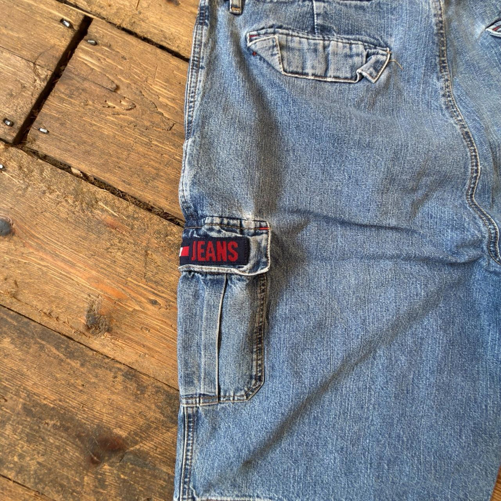 Tommy Hilfiger Blue Denim Cargo Shorts W40