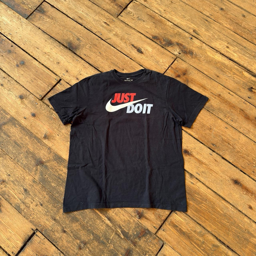 Nike Just Do It T-Shirt in Black Size XL