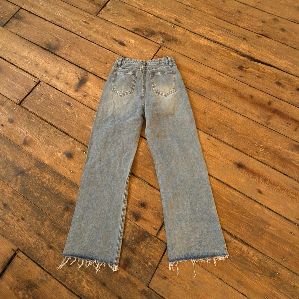Cider Women’s Distressed Blue Jeans with Frayed Hem W25