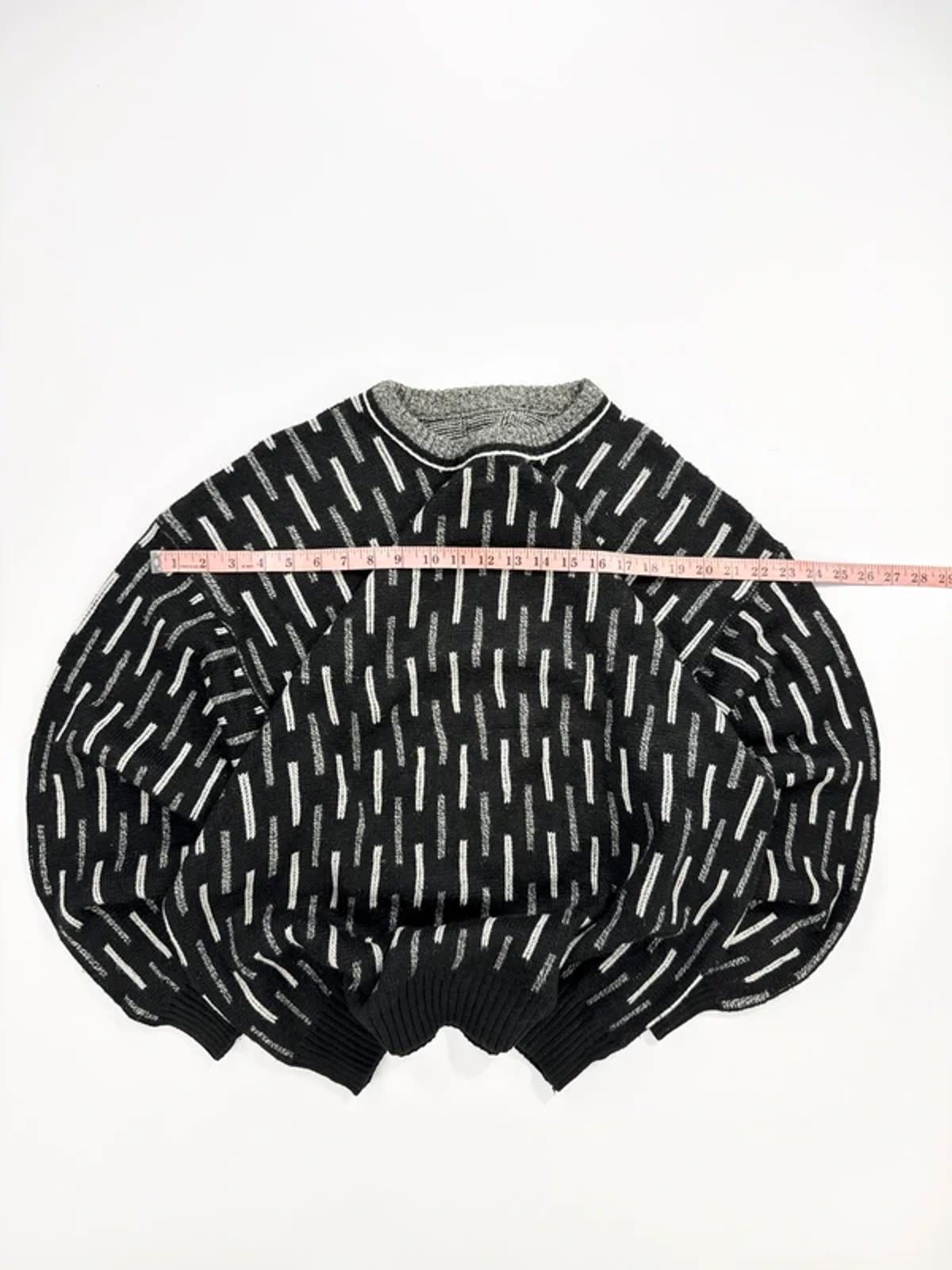 Vintage Knit Jumper Black Abstract Pattern