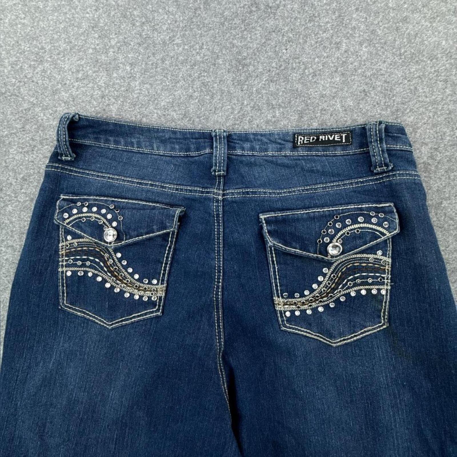 Red Rivet mid-rise skinny jeans with studded details #y2kfashion #grungevibes