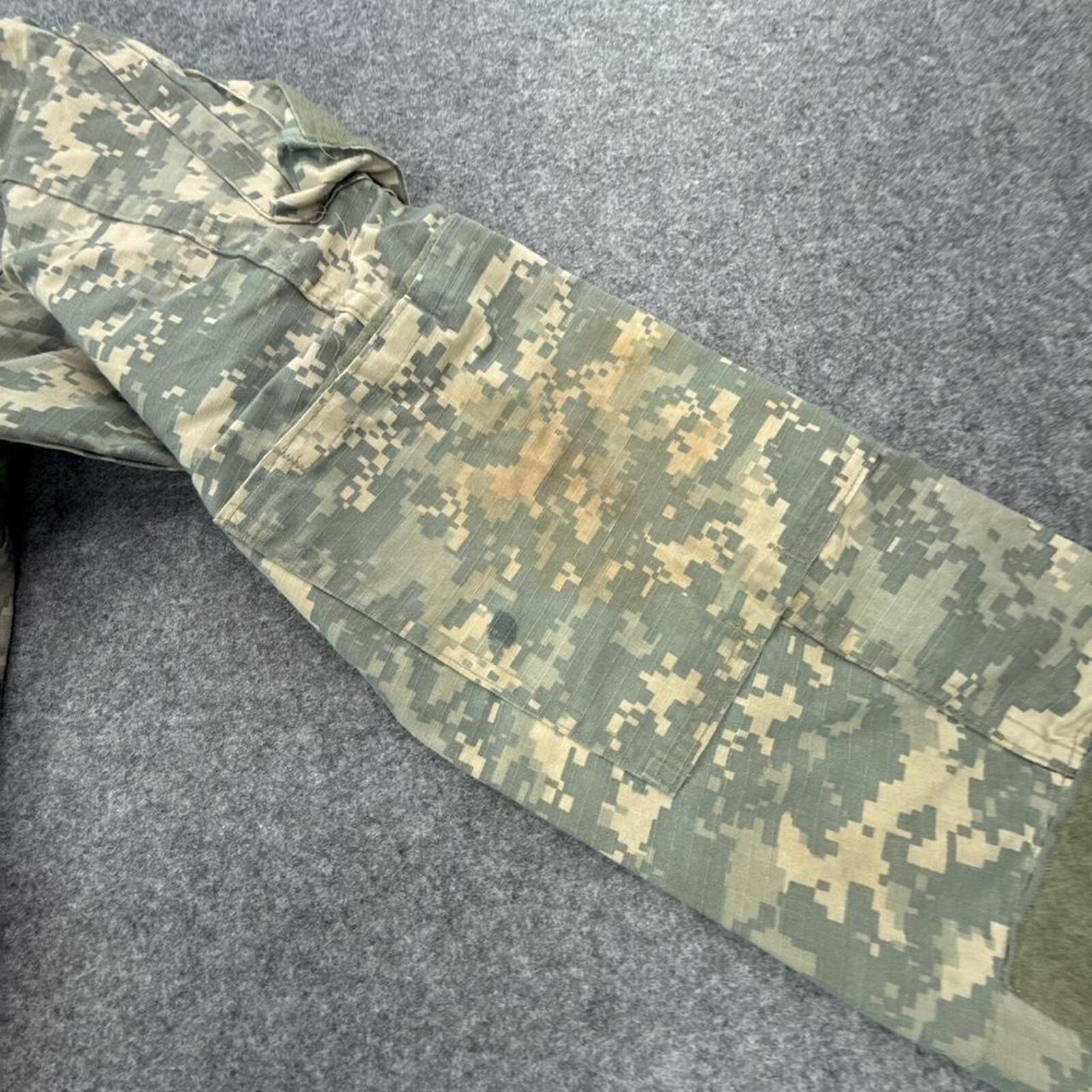 Khaki and green camo military jacket #streetwear