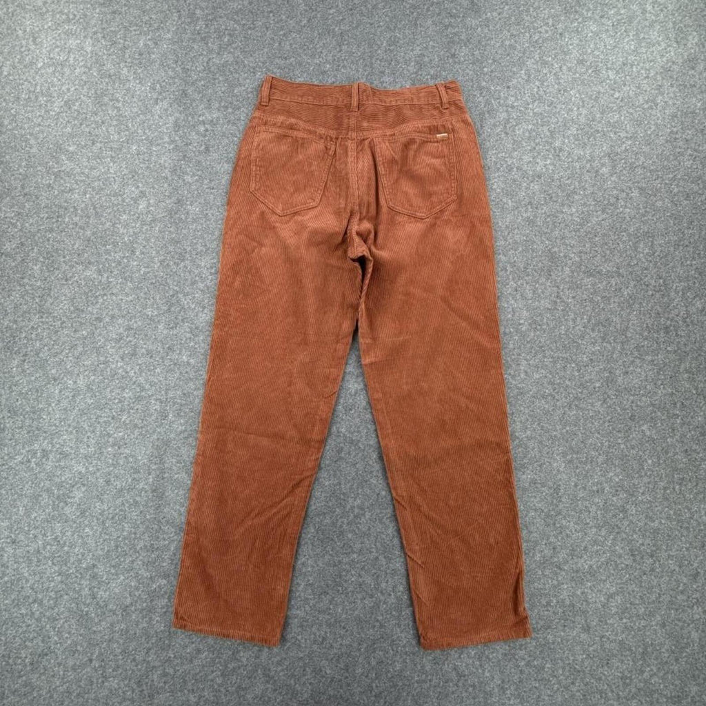 Brown corduroy straight leg trousers #corduroytrousers
