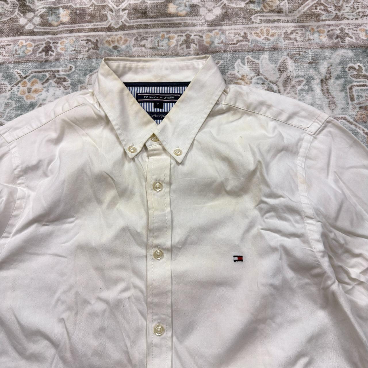 Tommy Hilfiger Long-sleeved Button-up Shirt in White Size M