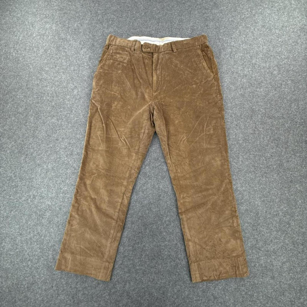 Tan corduroy trousers #corduroytrousers