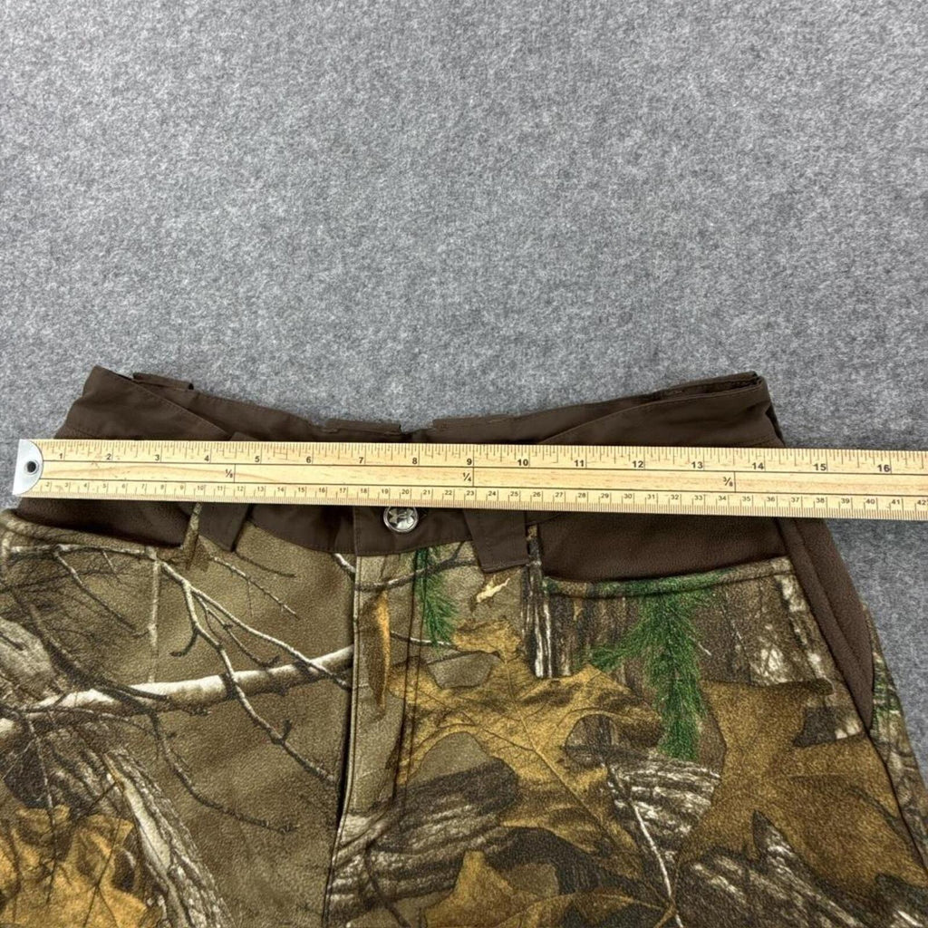 Brown and green Under Armour camo cargo pants #camopants