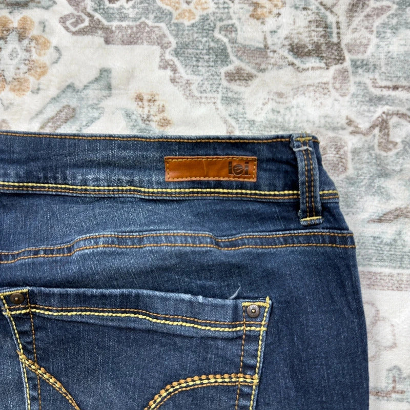 lei Y2K Medium Wash Jeans Size 17 Regular