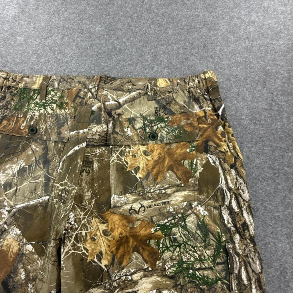 Real Tree camo cargo pants with adjustable waist, new with tag #camouflage