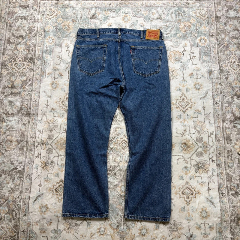 Levi’s 505 Medium Wash Blue Jeans W40 L30