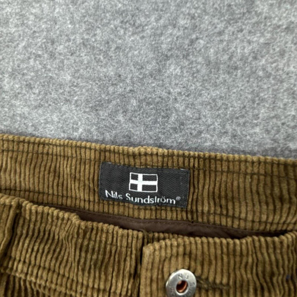 Brown corduroy Nils Sundström trousers #corduroytrousers