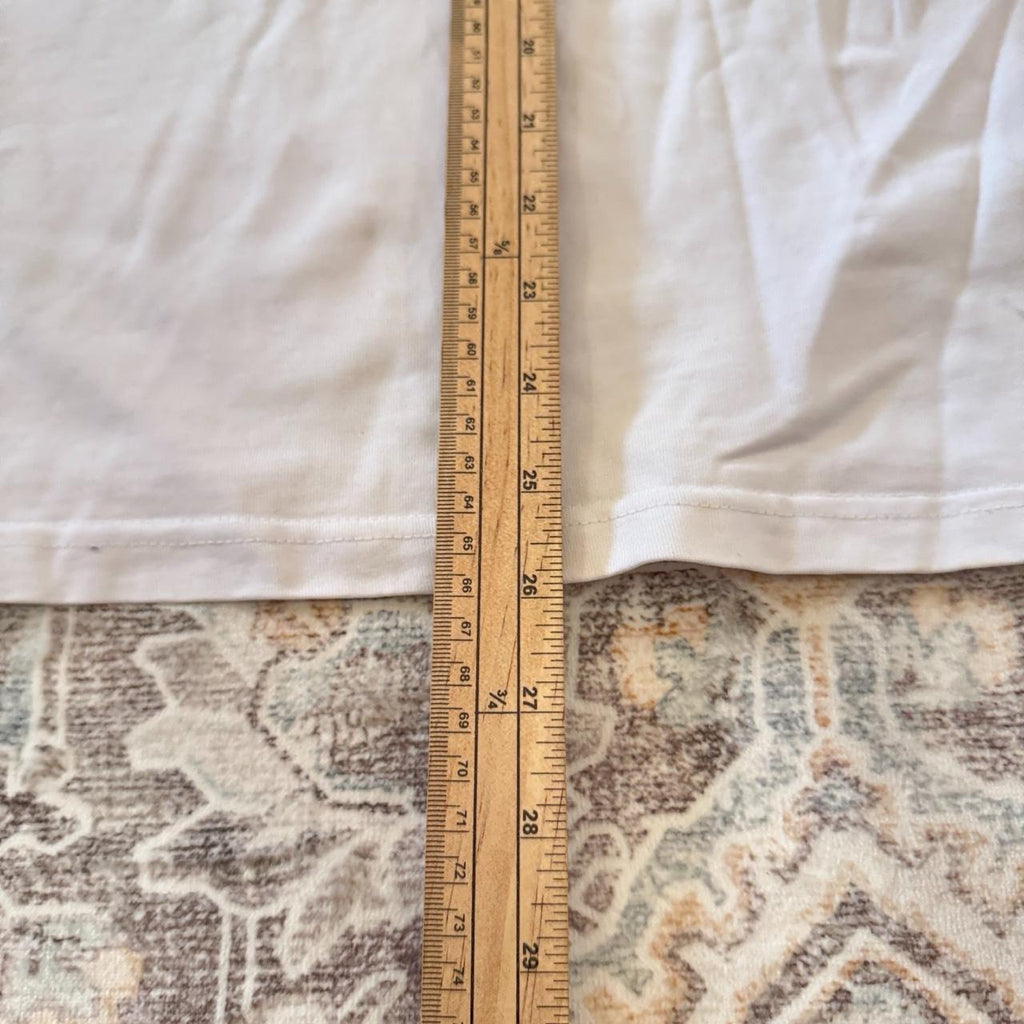 Trap Still Runnin T-Shirt in White Size L