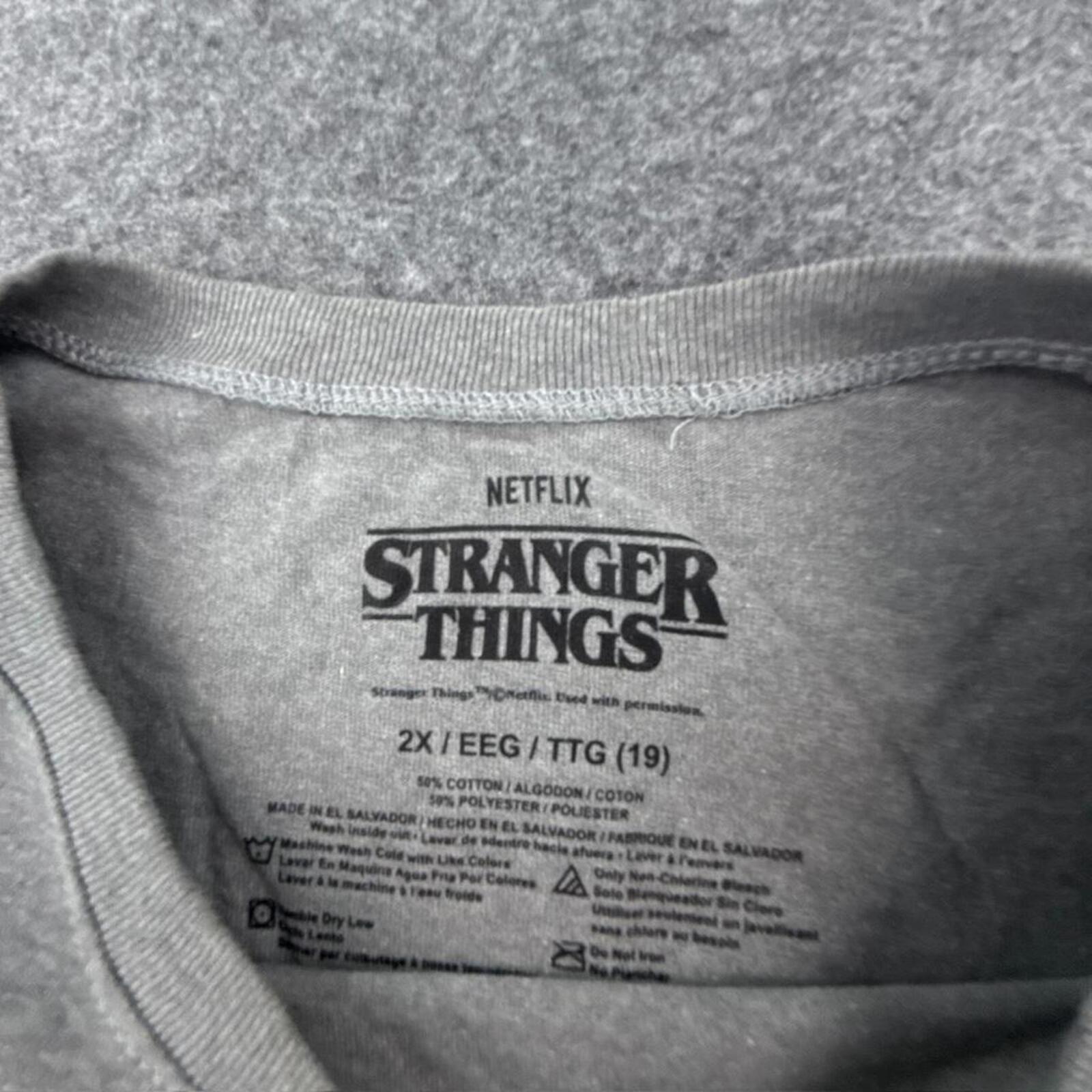 Grey Stranger Things tee #StrangerThings