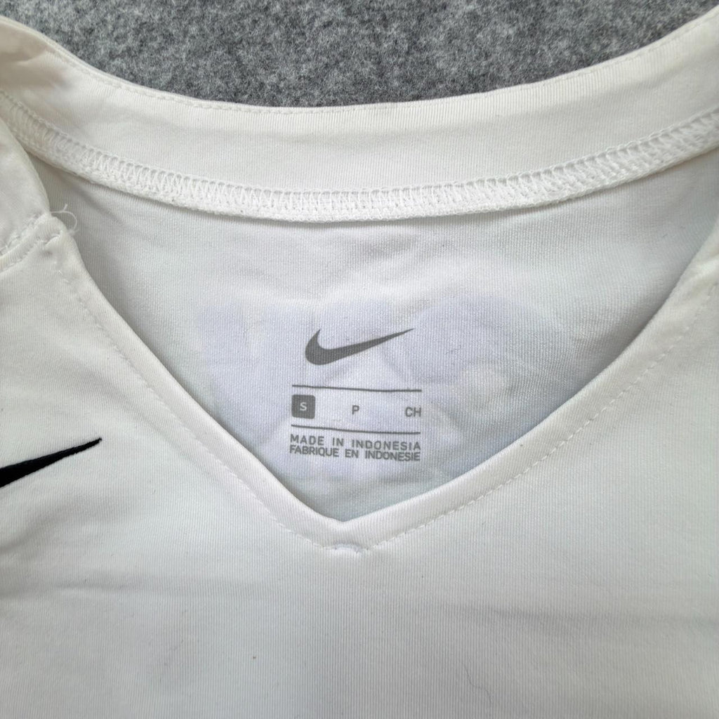 Nike Women’s ‘7’ Dri-Fit Jersey in White