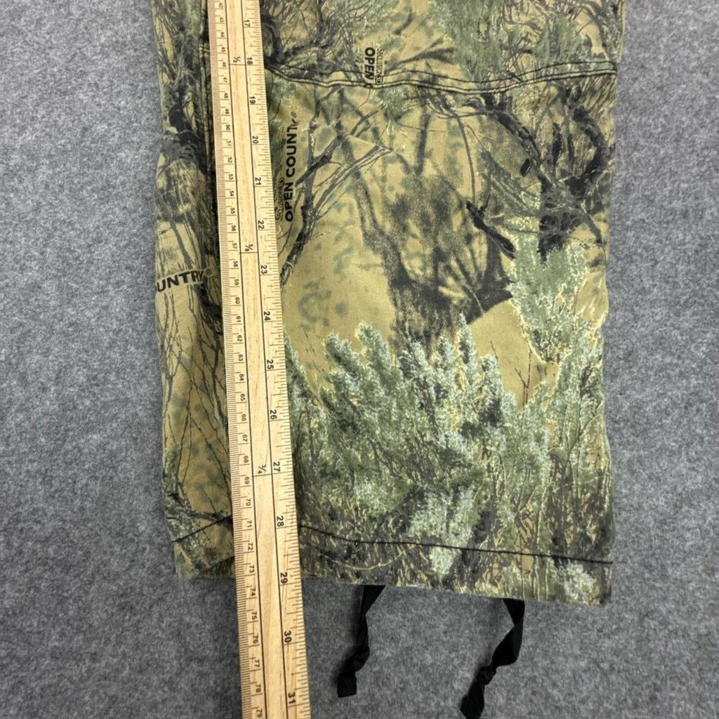 Cabela's green and khaki camo cargo pants #camouflage