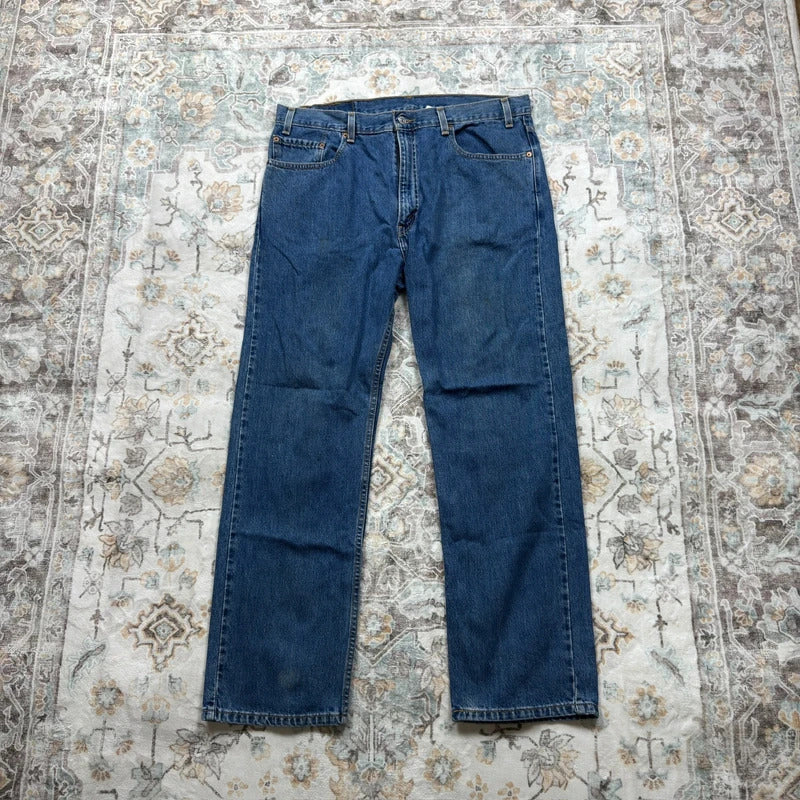 Levi’s 505 Regular Fit Medium Wash Jeans W38 L30