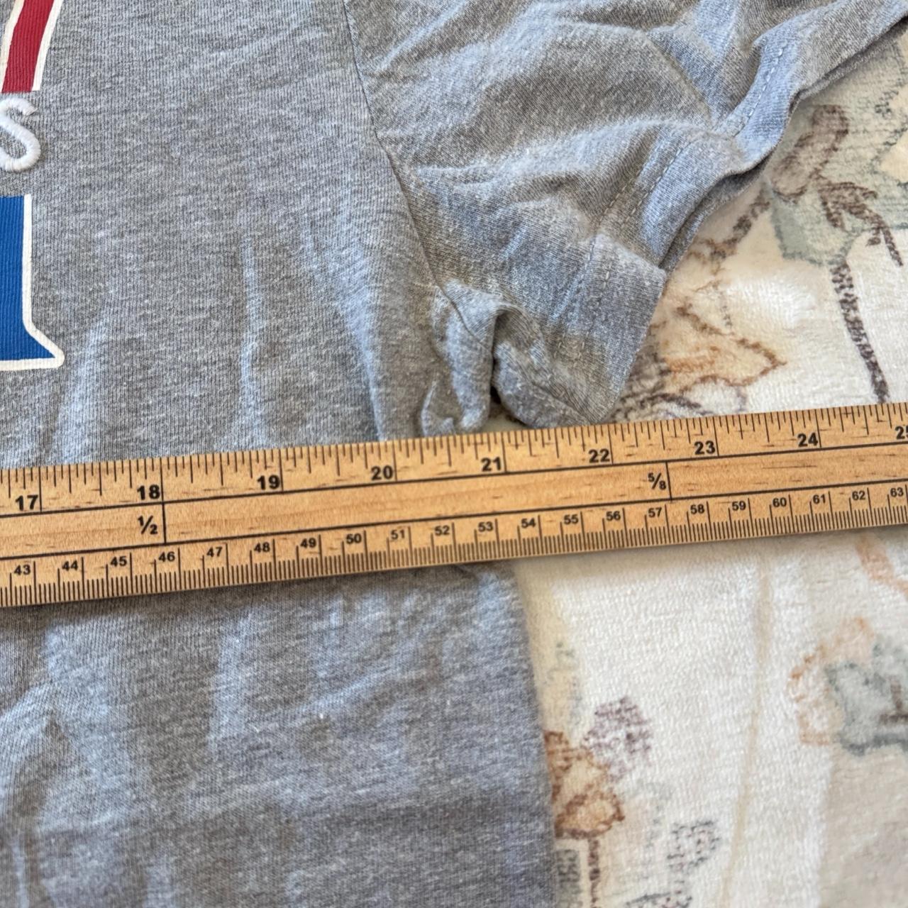 Tommy Hilfiger Gray T-Shirt Size L