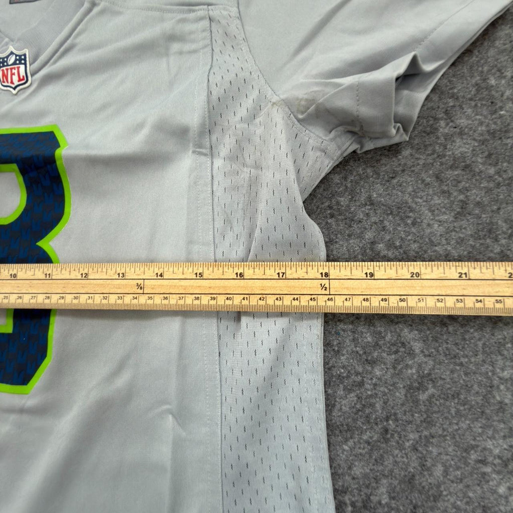 Nike Women’s NFL Seattle Seahawks Russell Wilson Jersey in Grey