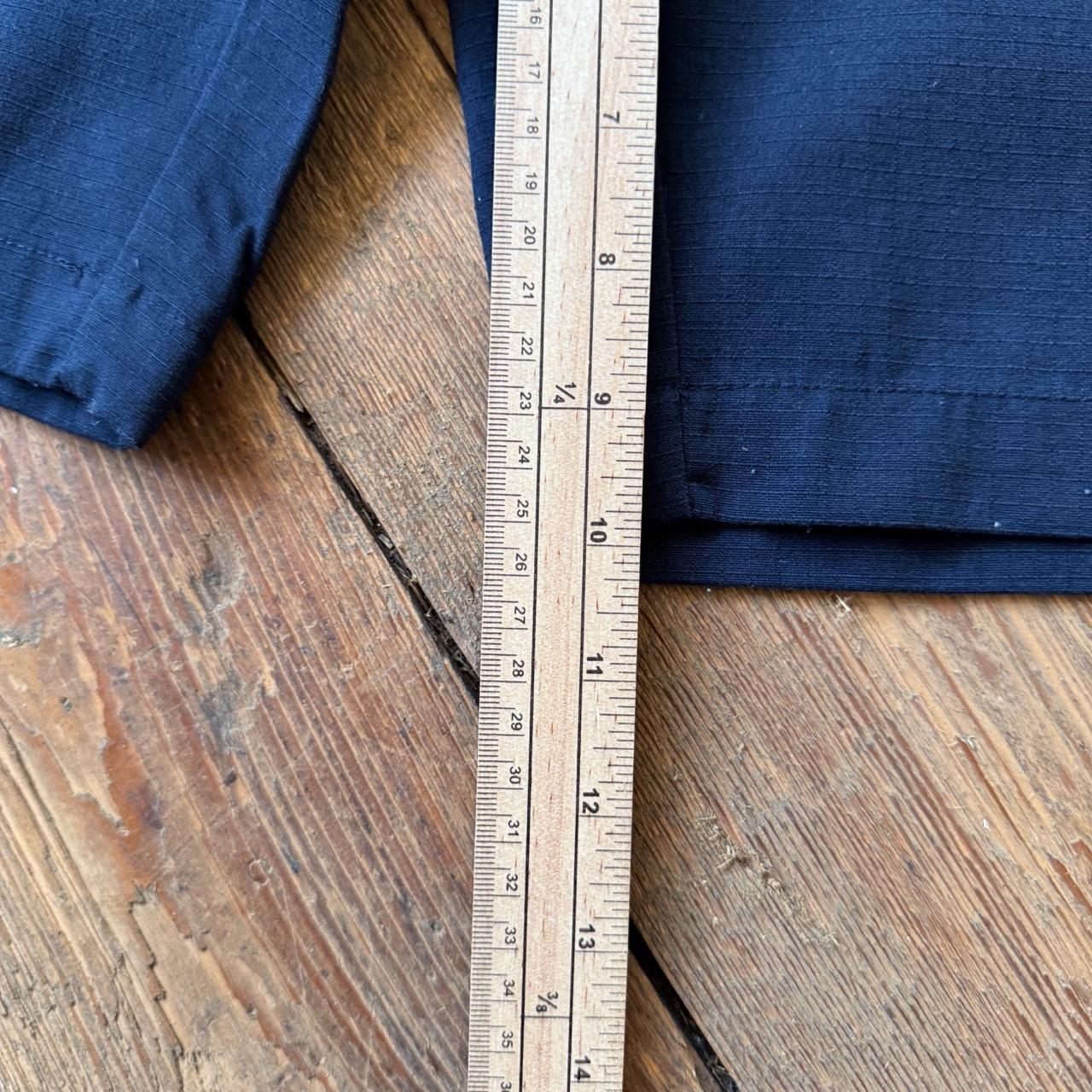 Wells Lamont Navy Blue Cargo Shorts W32