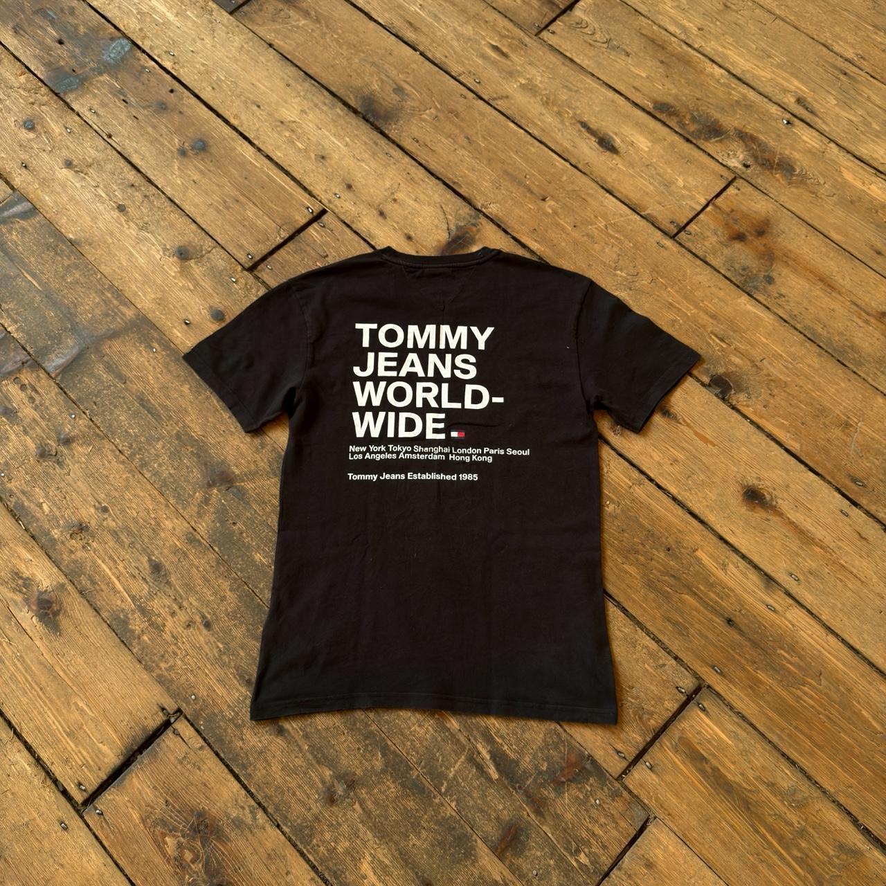 Tommy Hilfiger Black Worldwide T-Shirt Size S