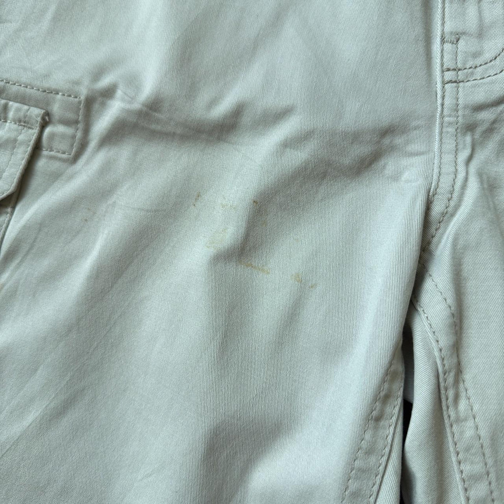 St. John’s Bay Comfort Stretch Off White Shorts W34