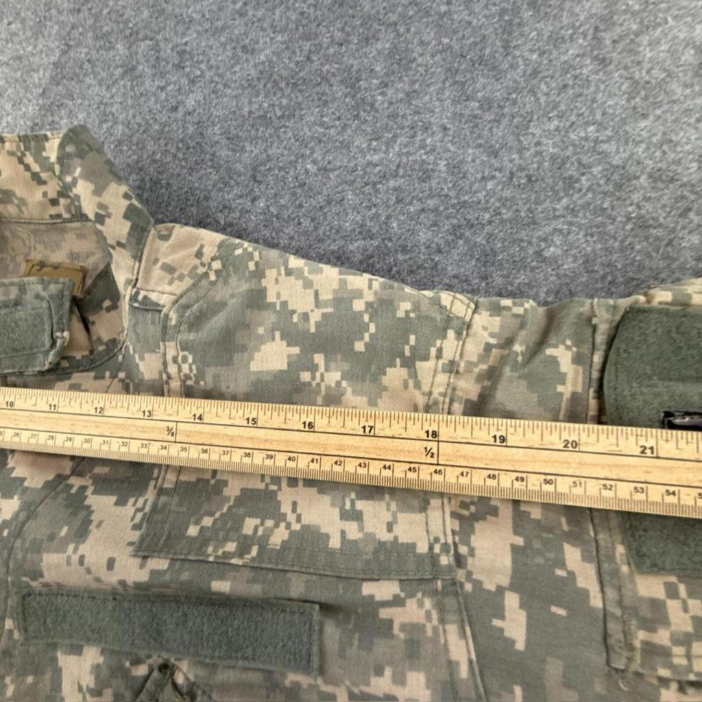 Camo military jacket #militaryinspired