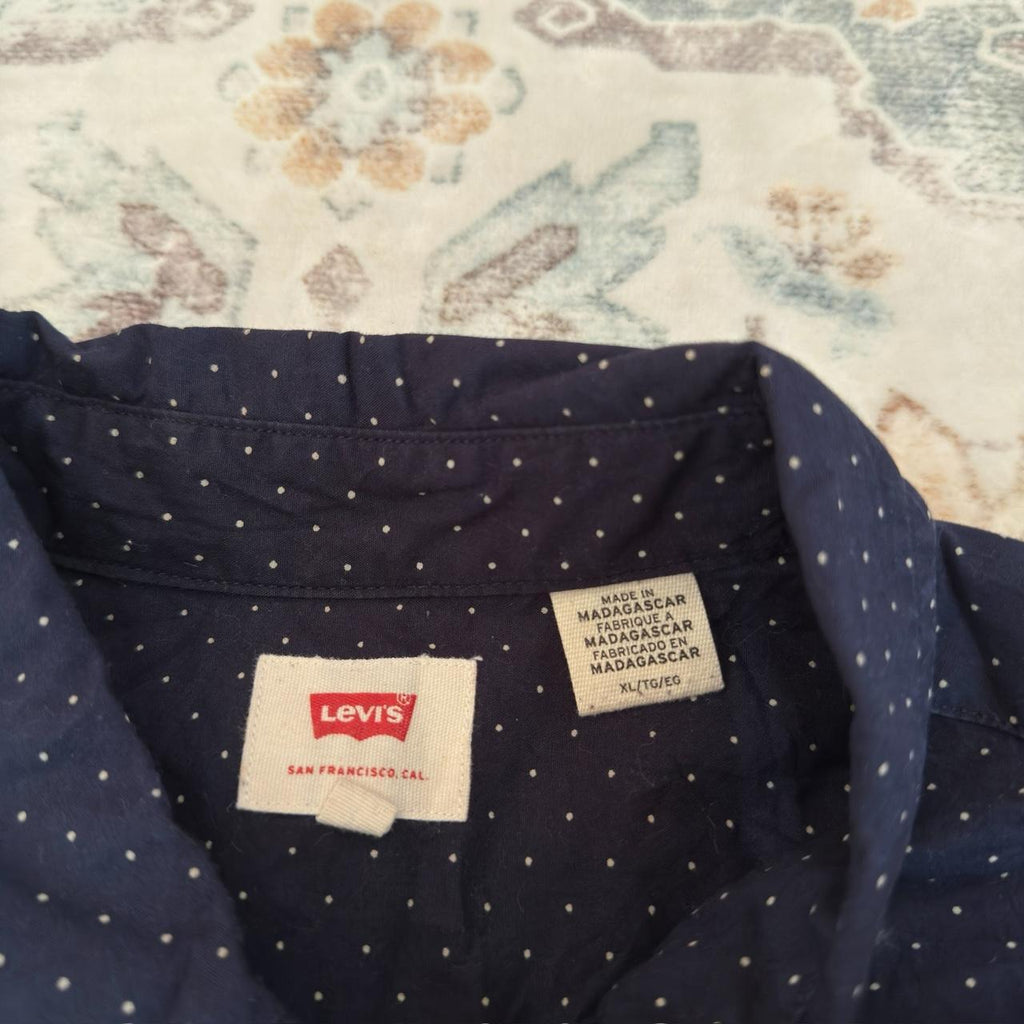Levi's Polka Dot Button-up Long-sleeves Shirt in Navy Blue Size XL