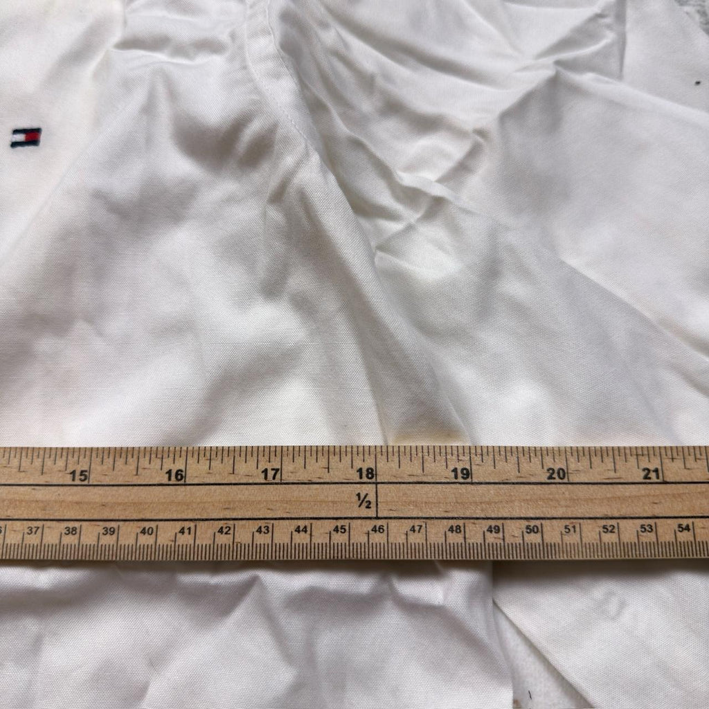 Tommy Hilfiger Long-sleeved Button-up Shirt in White Size M
