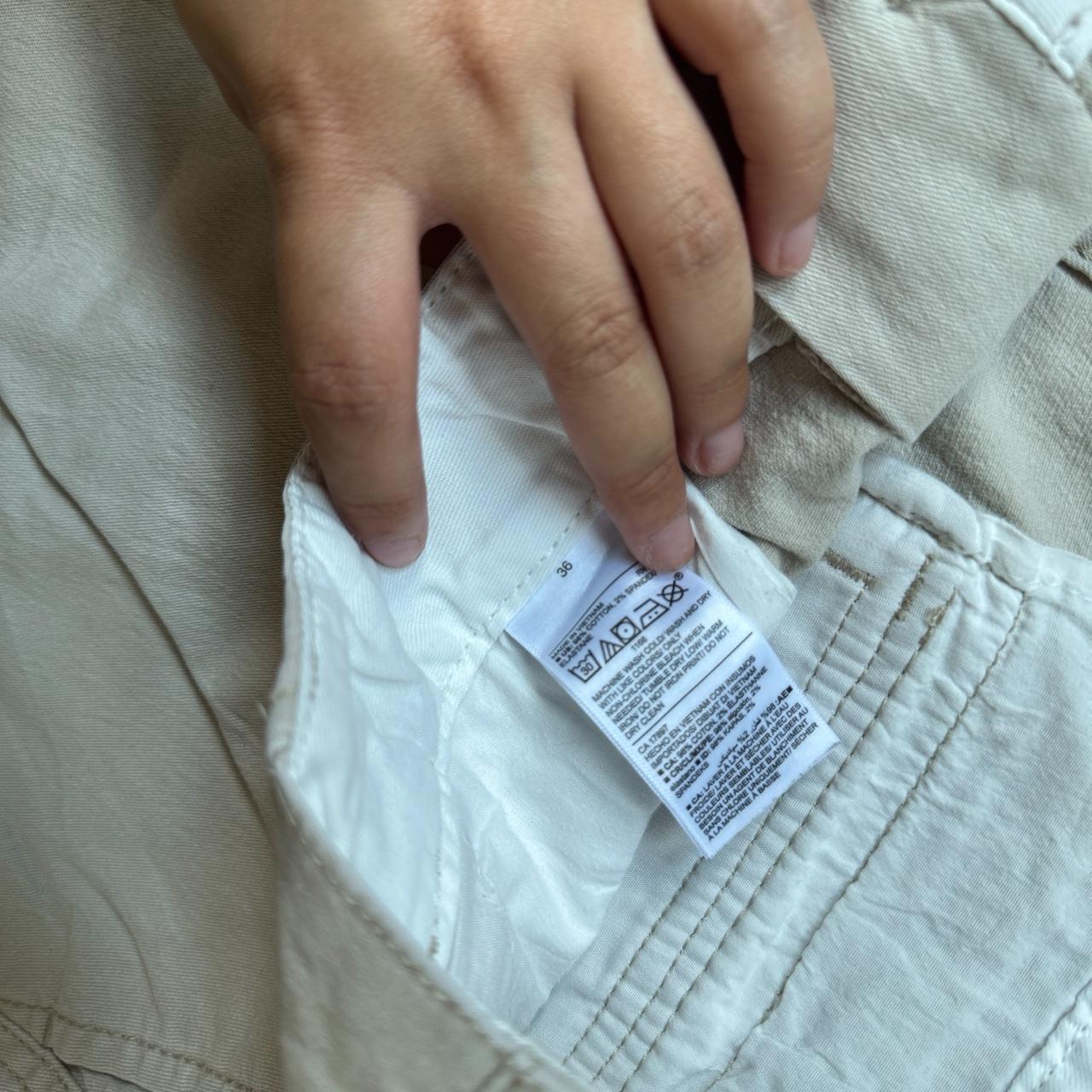 Old Navy Beige Cargo Shorts W36