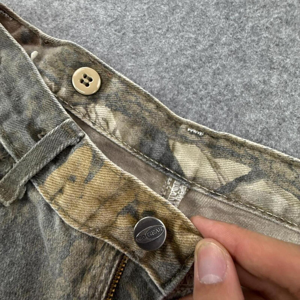 Brown and tan camo pants with adjustable waist #outdoorstyle