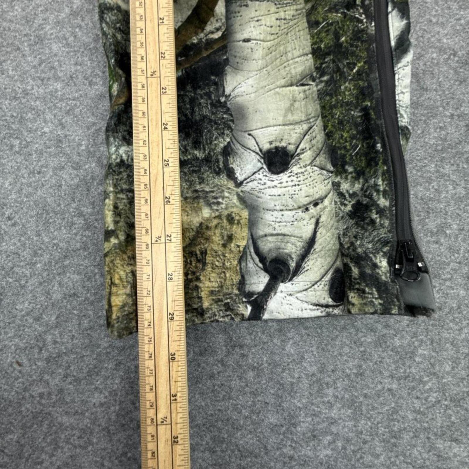 Green and grey Mossy Oak camo pants