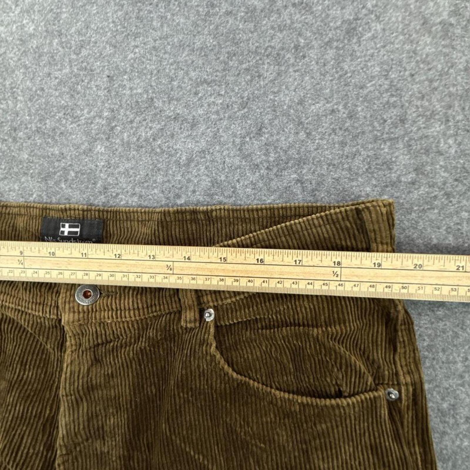 Brown corduroy Nils Sundström trousers #corduroytrousers