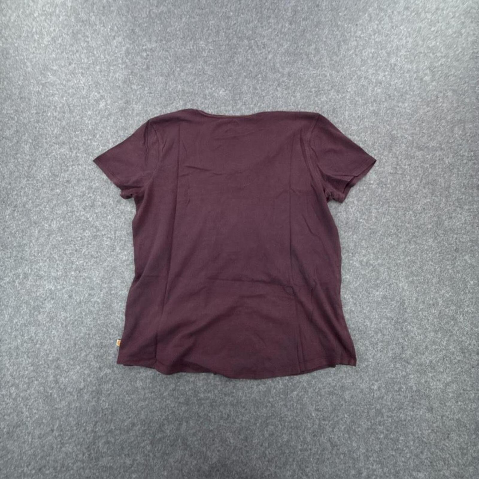 Burgundy Carhartt V-neck t-shirt #Carhartt