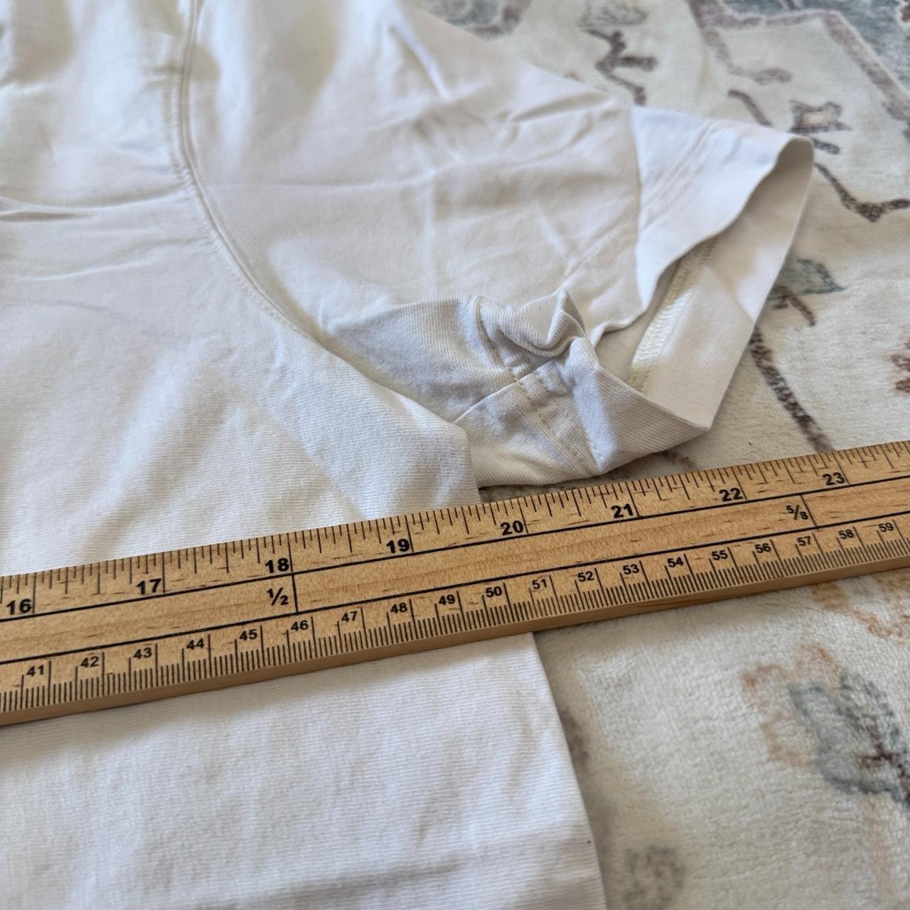 Tommy Hilfiger White T-Shirt Size M