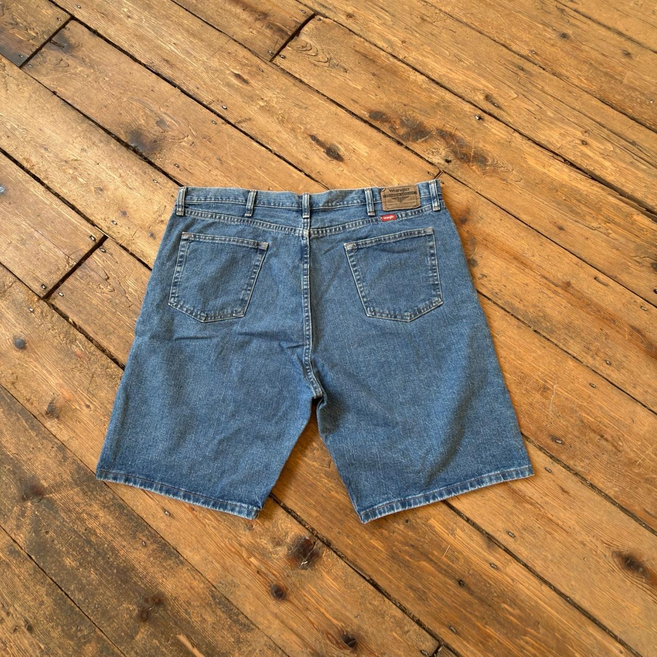 Wrangler Medium Wash Jorts W41