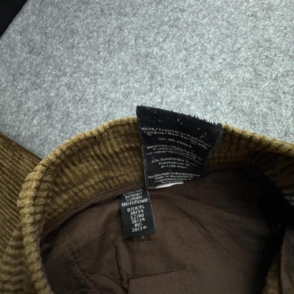 Brown corduroy Nils Sundström trousers #corduroytrousers