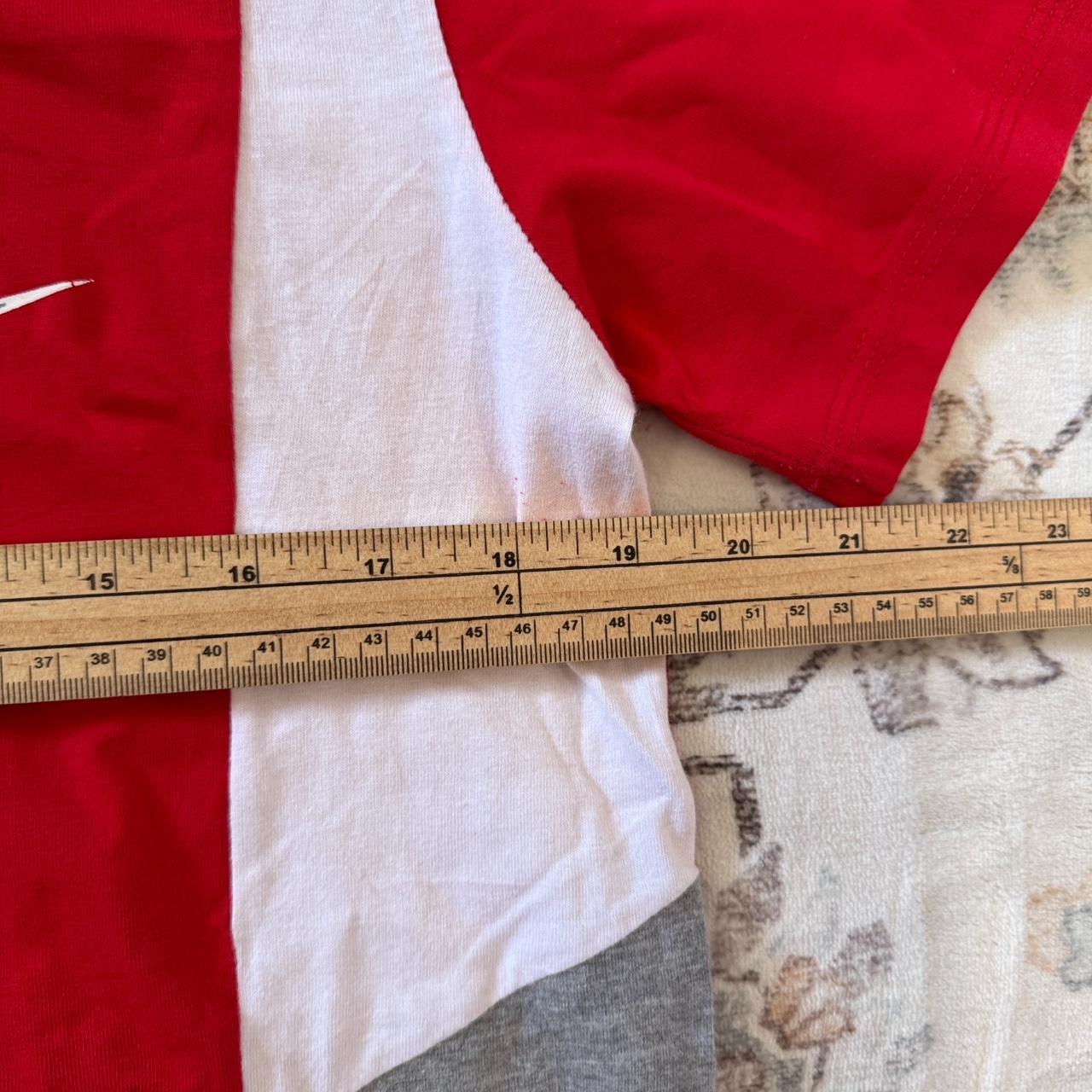 Nike Red T-Shirt Size L