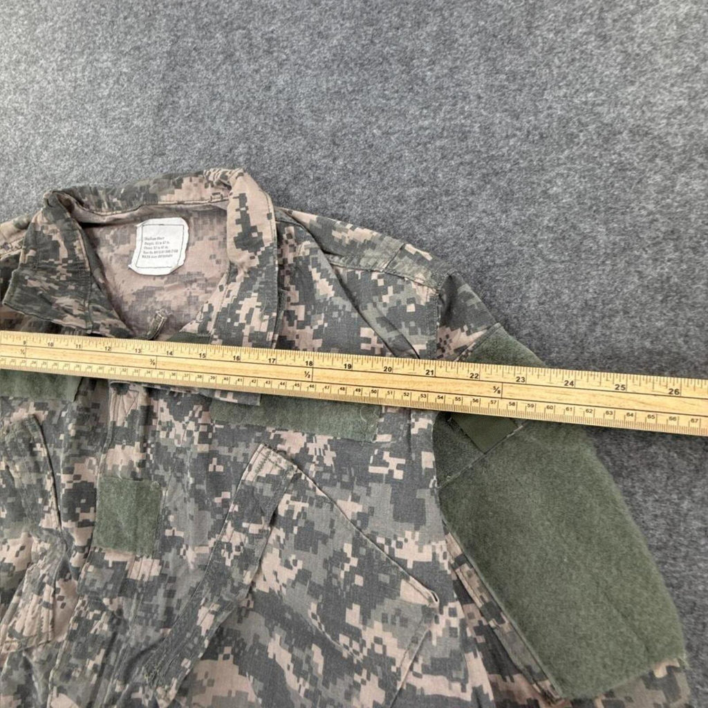 Camo utility jacket with adjustable sleeves #utilitychic
