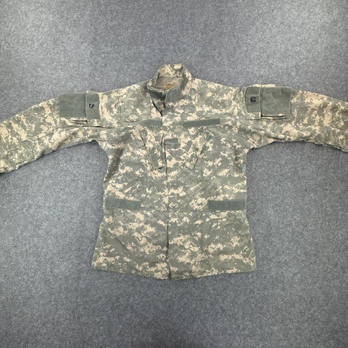 Camo military jacket #militaryinspired