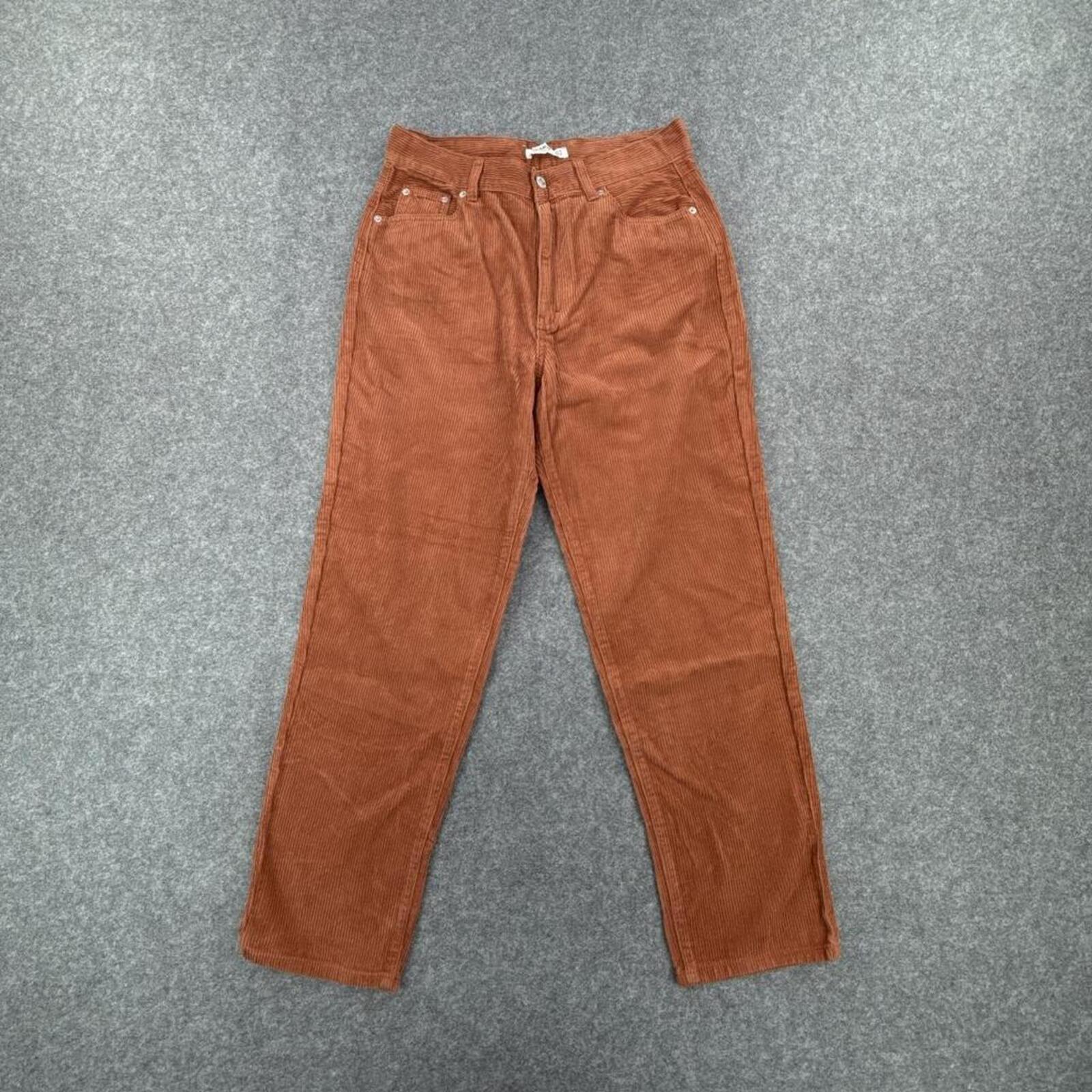 Brown corduroy straight leg trousers #corduroytrousers