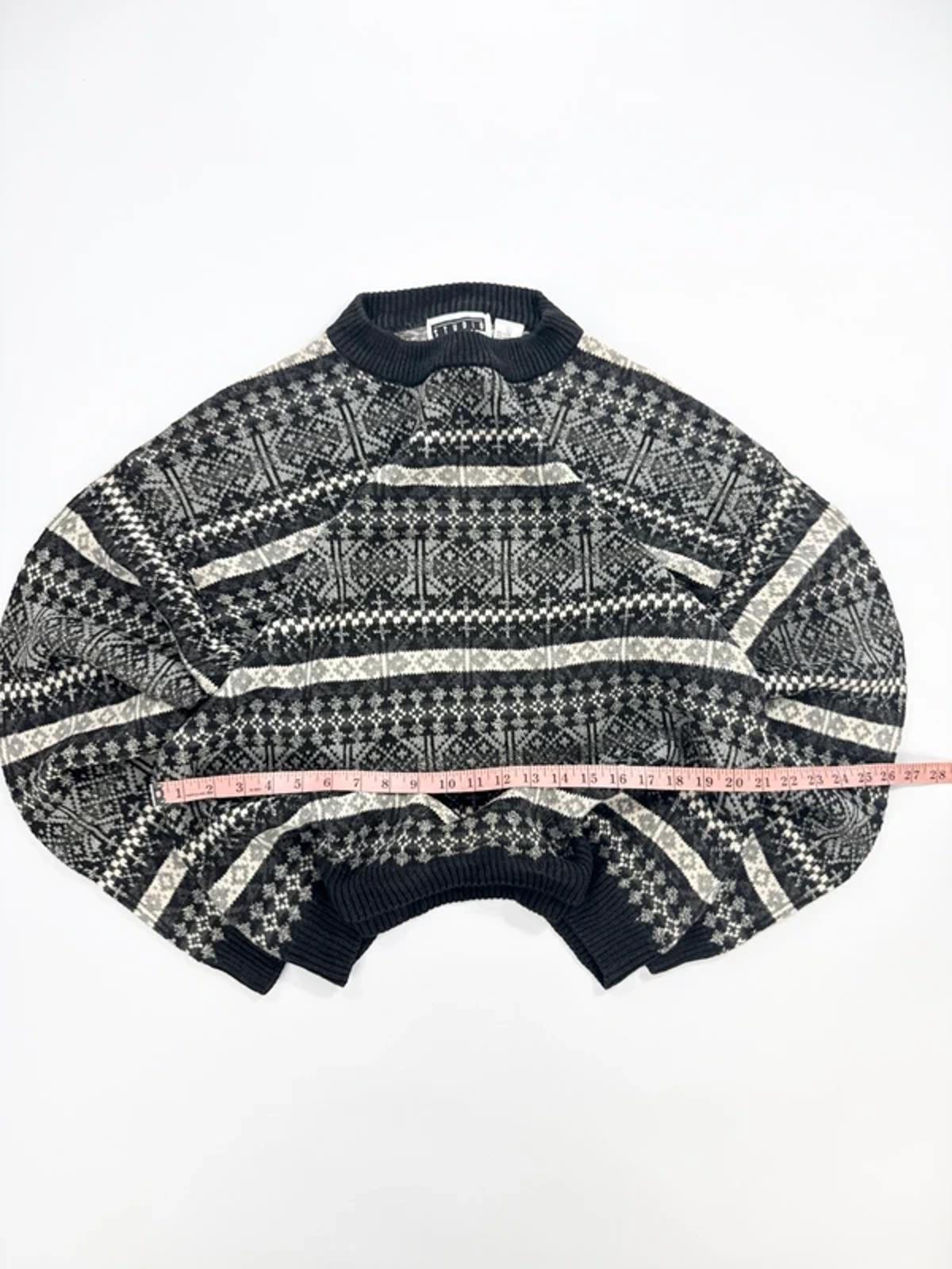 Studio Vintage Knit Sweater Black Grey Pattern